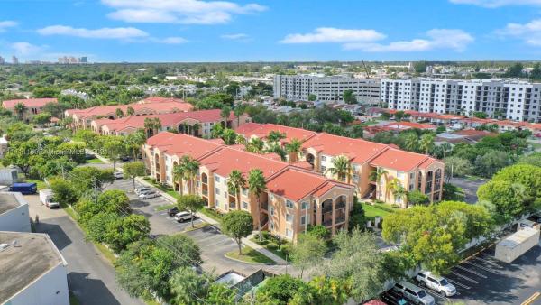 Gables Court, 6861 SW 44th St #109, Glenvar Heights, Florida 33155, image 2