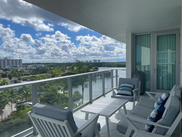 Parque Towers, 300 Sunny Isles Blvd #4-702, Sunny Isles Beach, Florida 33160, image 2