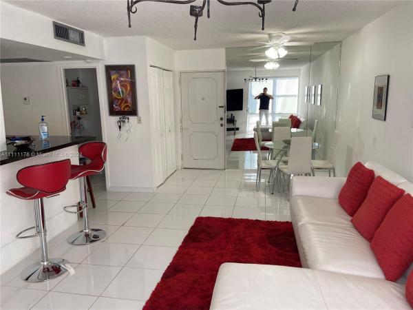 Avila North, 17570 Atlantic Blvd #514, Sunny Isles Beach, Florida 33160, image 2