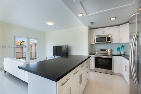 Paradise One, 14505 SW 260th St, Princeton, Florida 33032, image 2