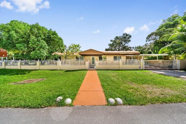 Brickell Hammock, 50 SW 26th Rd, Miami, Florida 33129, image 2