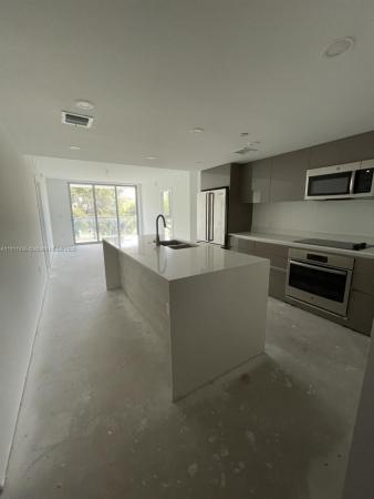 The Highlands, 13800 Highland Dr #309, North Miami Beach, Florida 33181, image 2