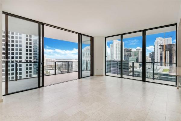 Reach Brickell City Centre, 68 SE 6th St #1801, Miami, Florida 33131, image 2