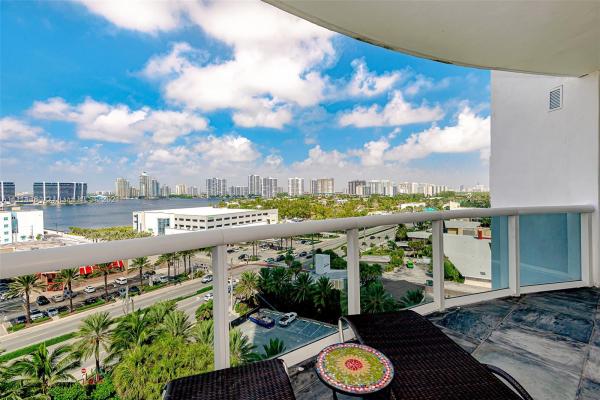 Trump Royale, 18201 Collins Ave #1101, Sunny Isles Beach, Florida 33160, image 2
