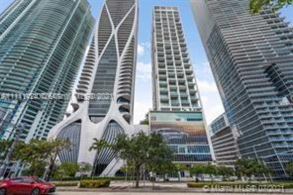 Ten Museum Park Residential, 1040 Biscayne Blvd #1407, Miami, Florida 33132, image 2