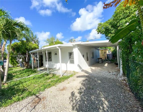 Trailer City, 13625 NE 20th Pl, North Miami Beach, Florida 33181, image 1