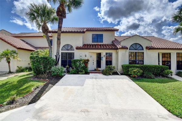 Woodstream, 10300 Hidden Springs Ct, Boca Raton, Florida 33498, image 1