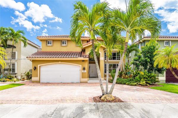 Crestview, 14112 SW 153rd Ter, Richmond West, Florida 33177, image 2