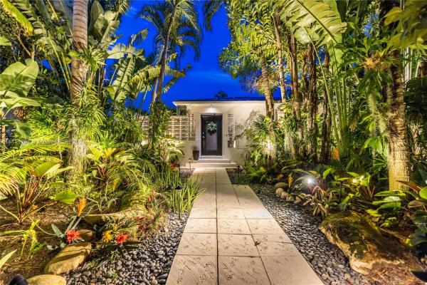 Nautilus, 4271 Alton Rd, Miami Beach, Florida 33140, image 2