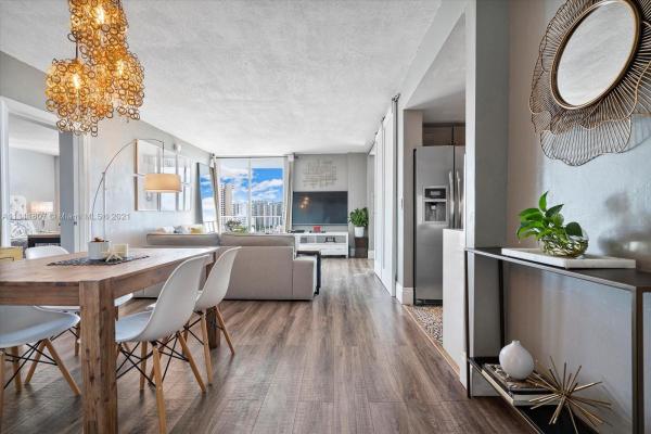 Clearview Towers, 2829 Indian Creek Dr #1009, Miami Beach, Florida 33140, image 2
