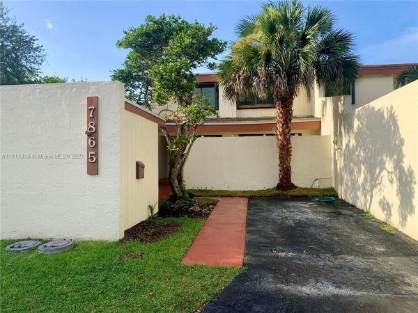 Sunset Kendall Villas, 7865 SW 106th Cir #7865, Kendall, Florida 33173, image 2