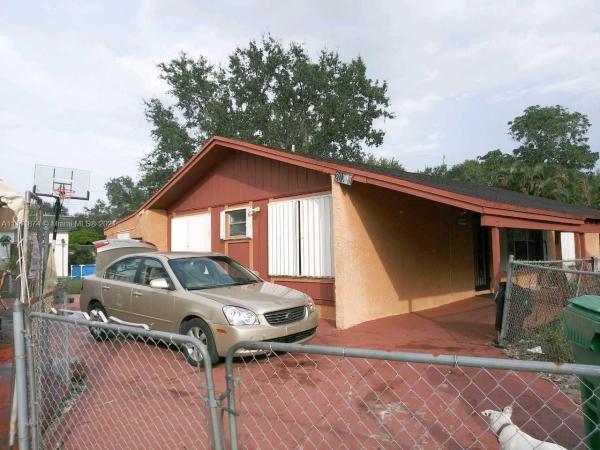 Vista Verde, 20765 NW 41st Avenue Rd, Miami Gardens, Florida 33055, image 2