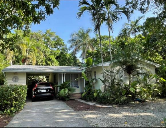 Mango Terrace, 6811 SW 76th Ter, South Miami, Florida 33143, image 2