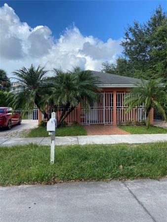 Jordan Commons, 13011 SW 242nd Ter, Princeton, Florida 33032, image 1