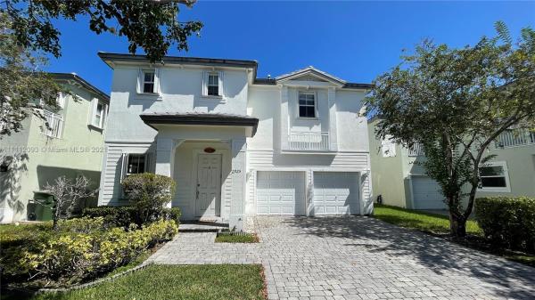 Aruba At Oasis, 2925 NE 2nd Dr, Homestead, Florida 33033, image 2