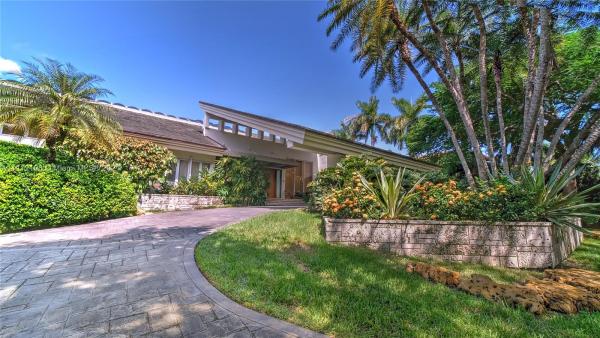 Cocoplum, 301 Casuarina Concourse, Coral Gables, Florida 33143, image 2