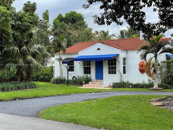 Glen Gables, 1008 SW 45th Ave, Coral Gables, Florida 33134, image 2