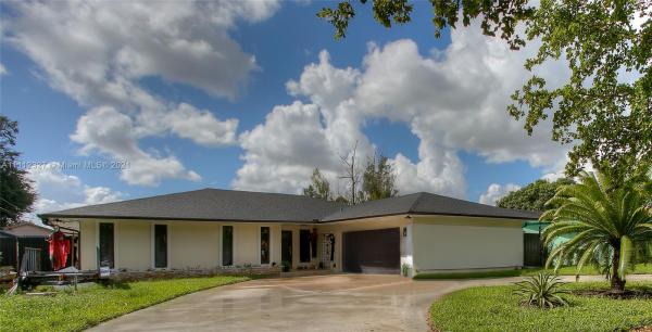 Sunny Isles Inland, 1930 NW 175th St, Miami Gardens, Florida 33056, image 2