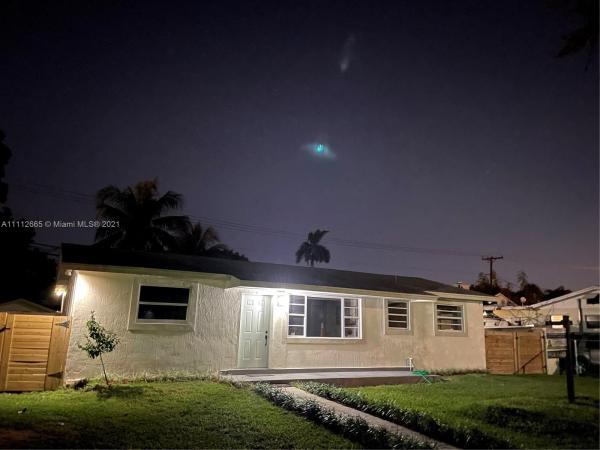 Cutler Ridge, 20850 Anchor Rd, Cutler Bay, Florida 33189, image 2