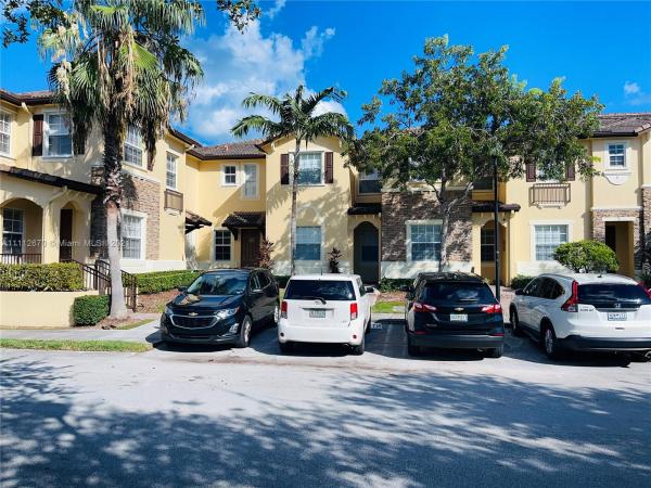 The Shores At Isles Of Bayshore, 9165 SW 227th St #3, Cutler Bay, Florida 33190, image 2