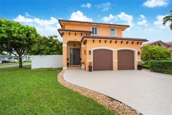 Coral Villas, 3403 SW 63rd Ave, Coral Terrace, Florida 33155, image 2