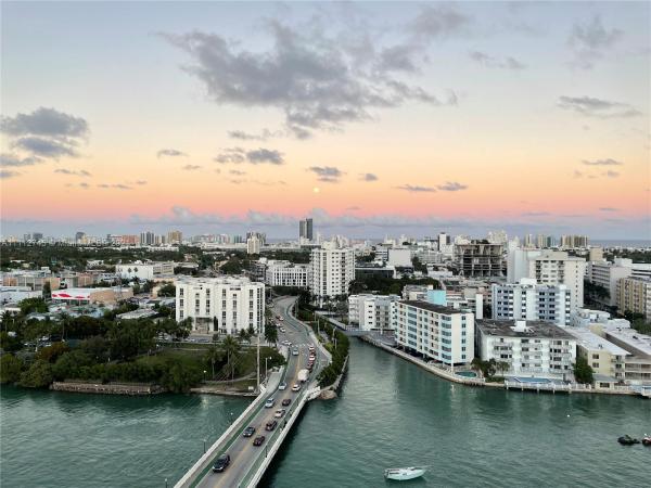 The Grand Venetian, 10 Venetian Way #1704, Miami Beach, Florida 33139, image 2