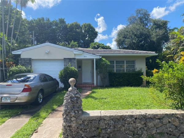 Tamiami Place, 906 El Rado St, Coral Gables, Florida 33134, image 2