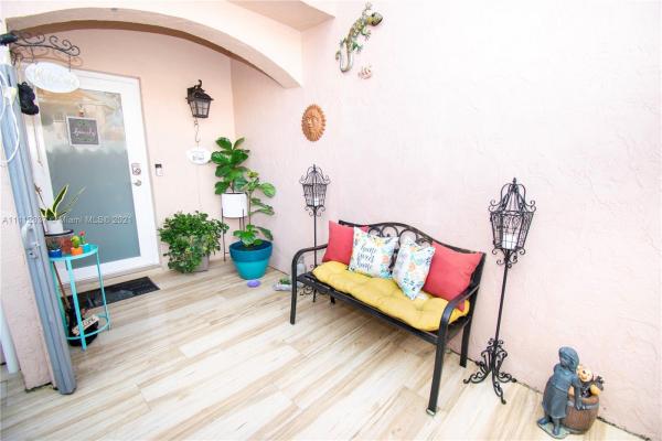 Sunset Harbour, 12852 SW 64th Ln, Kendale Lakes, Florida 33183, image 2