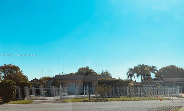 Carol City Gardens, 20525 NW 45th Ave, Miami Gardens, Florida 33055, image 2
