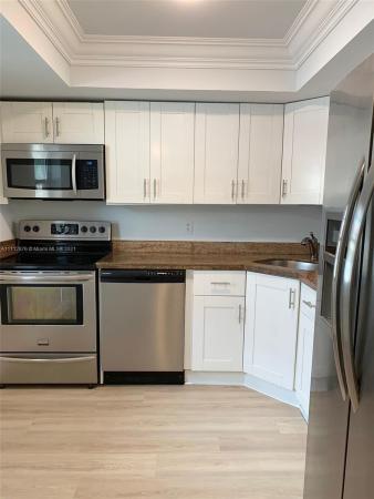 Sandalfoot Squire, 9200 SW 3rd St #108, Boca Raton, Florida 33428, image 1