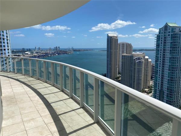 Met 1, 300 S Biscayne Blvd #T-3308, Miami, Florida 33131, image 2