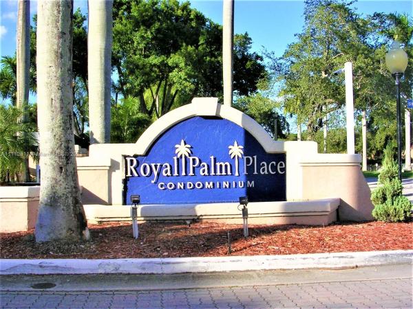 Royal Palm Place At The Hammocks, 10421 SW 157th Pl #306, The Hammocks, Florida 33196, image 2