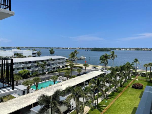Portofino South, 3800 Washington Rd #411, West Palm Beach, Florida 33405, image 2