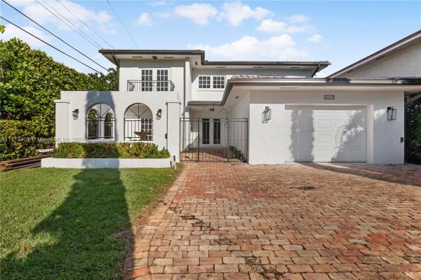 Coral Gables Country Club, 4111 Alhambra Cir, Coral Gables, Florida 33146, image 2