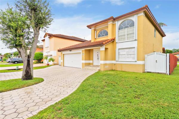 Marbella Park, 8301 NW 197th St, Hialeah, Florida 33015, image 2