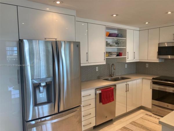 Oceanview A, 19390 Collins Ave #815, Sunny Isles Beach, Florida 33160, image 2