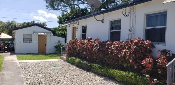 Coral Villas, 6334 SW 35th St, Coral Terrace, Florida 33155, image 2