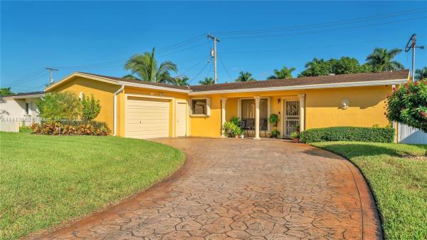 Scott Lake Manor, 1321 NW 174th St, Miami Gardens, Florida 33169, image 2