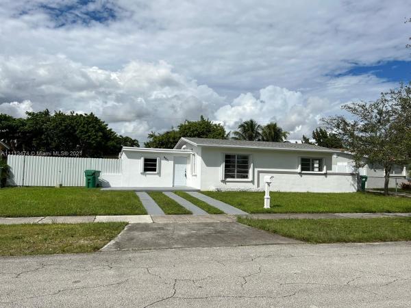 South Coral Homes, 9971 Haitian Dr, Cutler Bay, Florida 33189, image 2