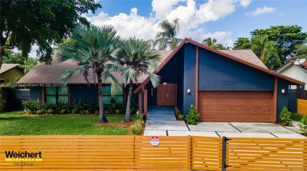 Sky Lake Homes, 841 NE 205th St, Ives Estates, Florida 33179, image 1