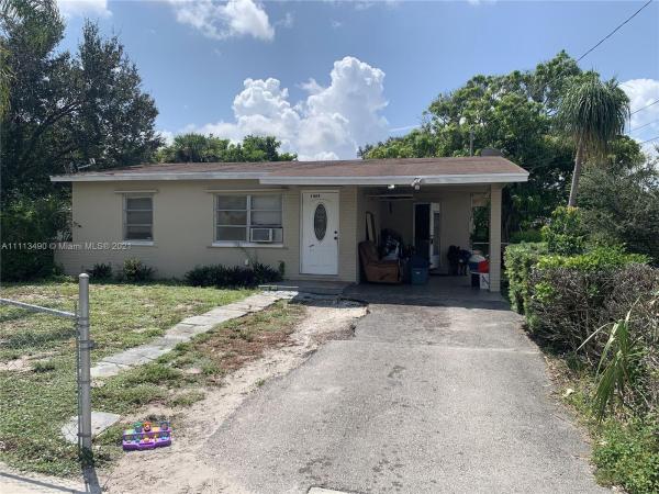 Acrehome Park, 1469 W 36th St, Riviera Beach, Florida 33404, image 2