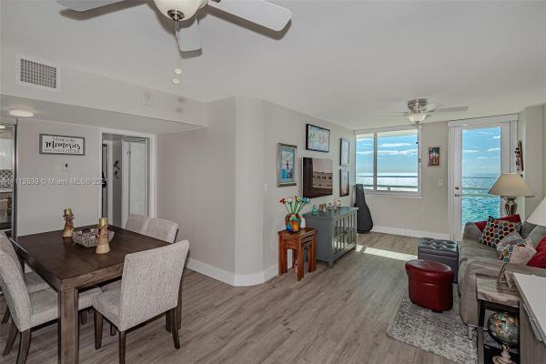 Burleigh House, 7135 Collins Ave #1724, Miami Beach, Florida 33141, image 2