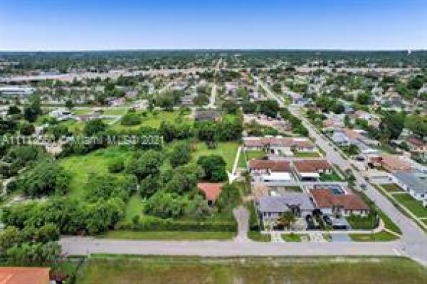 18050 SW 110th Ave, West Perrine, Florida 33157, image 2