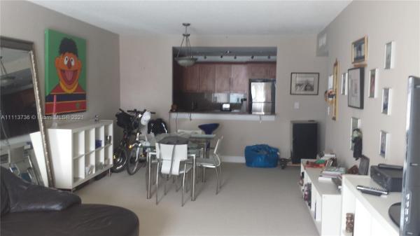 Ocean Reserve, 19370 Collins Ave #702, Sunny Isles Beach, Florida 33160, image 2