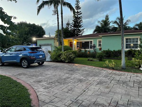 Biscayne Gardens, 261 NW 144th St, Golden Glades, Florida 33168, image 1