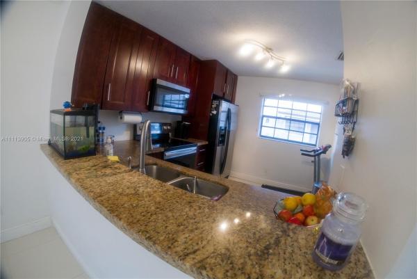 The Provinces Of Pierpointe At Pembroke Lakes, 11669 NW 11th St, Pembroke Pines, Florida 33026, image 2