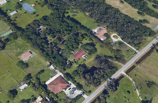 Sunshine Ranches, 14501 Luray Rd, Southwest Ranches, Florida 33330, image 2