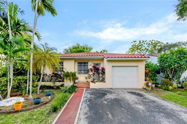 Coral Groves, 410 Mendoza Ave, Coral Gables, Florida 33134, image 1