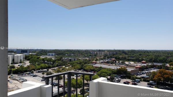 Commodore Plaza Tower, 2750 NE 183rd St #1104, Aventura, Florida 33160, image 2