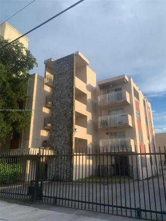 El Rio, 836 SW 1st St #102, Miami, Florida 33130, image 2